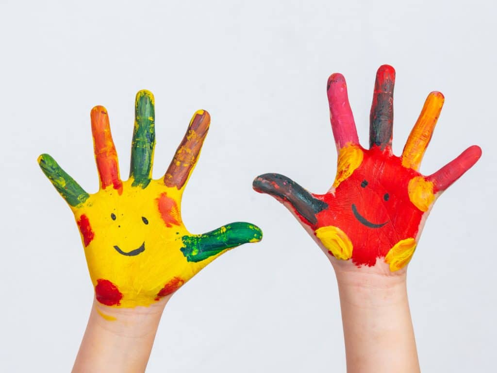 Terapia de mano pediátrica